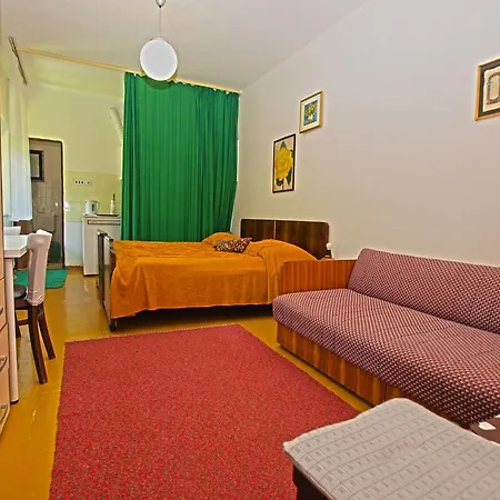 Apartment Apartments Jadranka 461 Stinjan