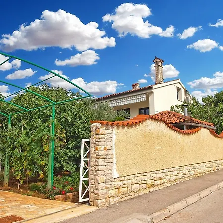 Jadranka 461 דירה